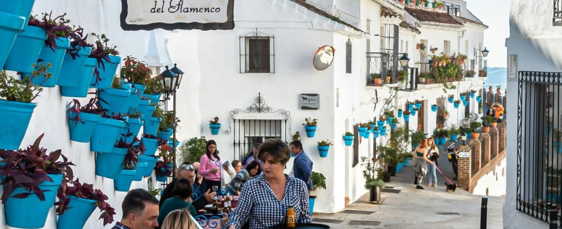 De la Regularización al Empleo: Las vías más Rápidas